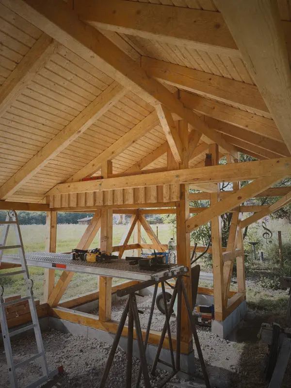 Dachkonstruktion eines Holz-Carports – Zimmerei Köslin Celle